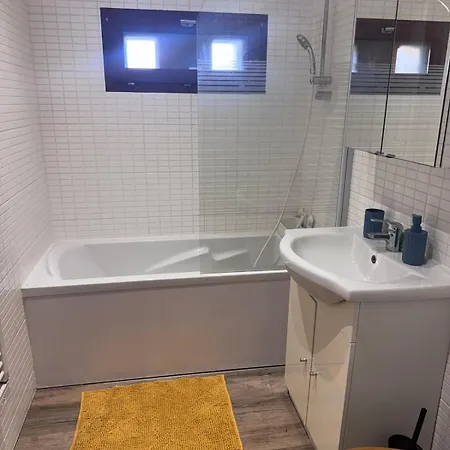 Pied Dans L'o 2 Apartment *