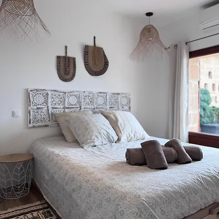 Apartment Pied Dans L'o 2